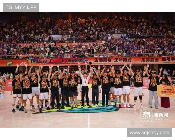 杭州篮球队在全国锦标赛中的实力展现与未来发展潜力分析 杭州篮球队在全国锦标赛中的实力展现与未来发展潜力分析