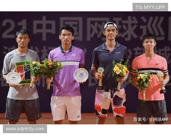 杭州网球队与南京网球队赛后复盘团队协作的成功与不足分析 杭州网球队与南京网球队赛后复盘团队协作的成功与不足分析