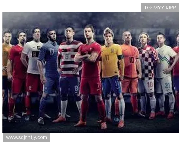 全球足球明星全景解析与生涯成就总结